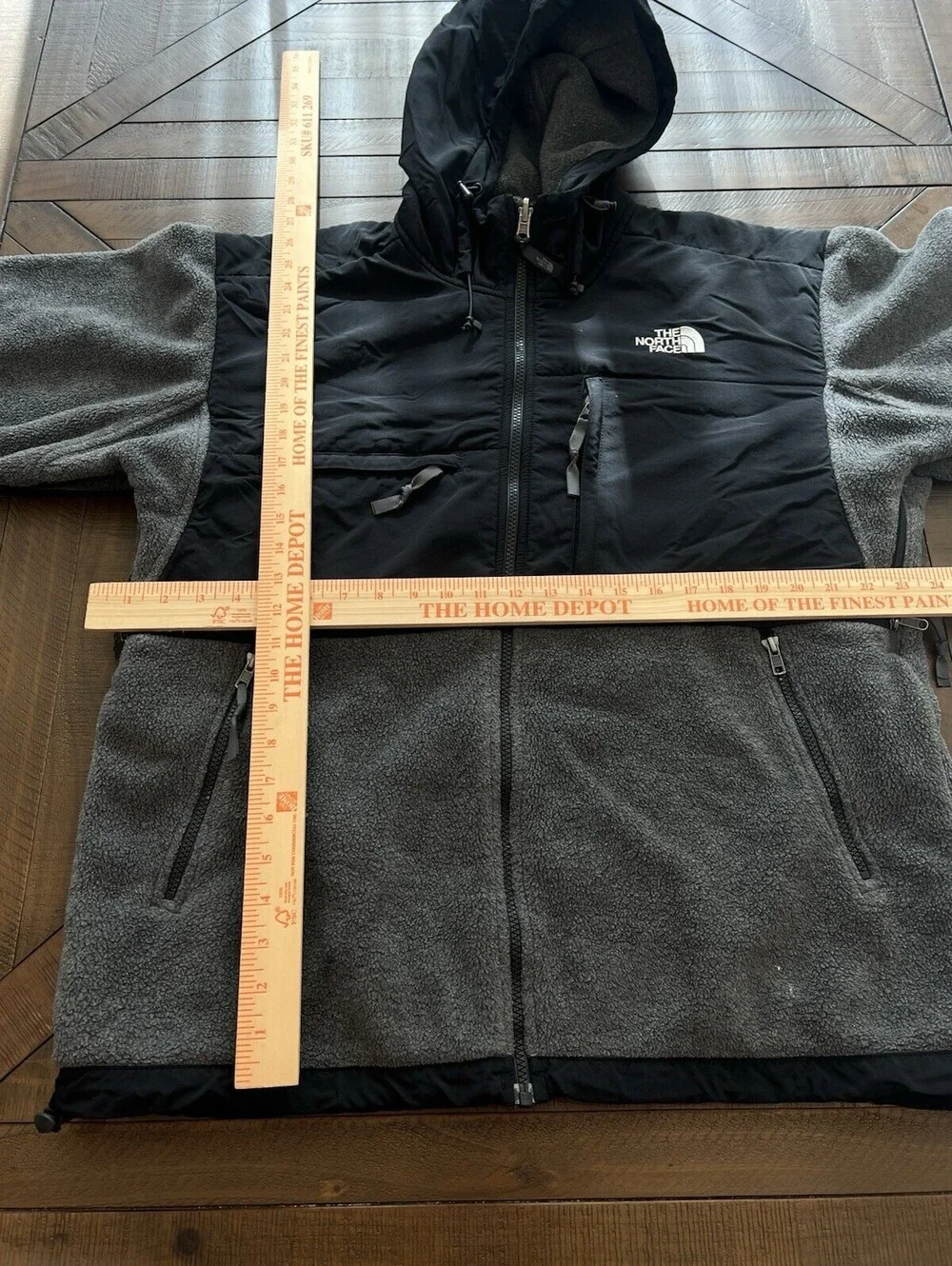 The North Face Denali Hoodie Mens Large Gray Black Full Zip Fleece Jacket